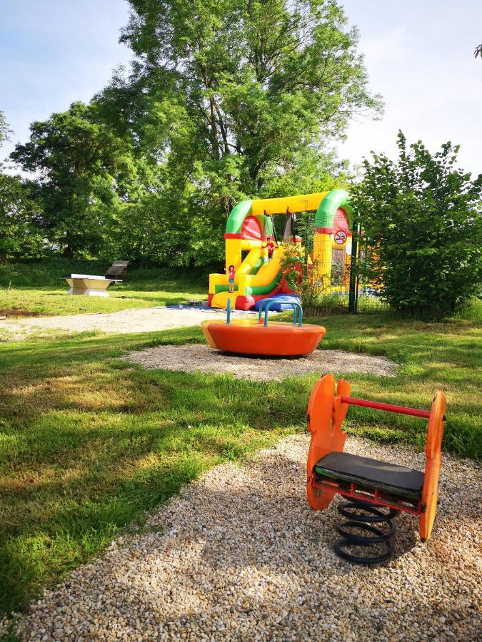 Camping Domaine De Mepillat Saint-Nizier-le-Bouchoux 외부 사진